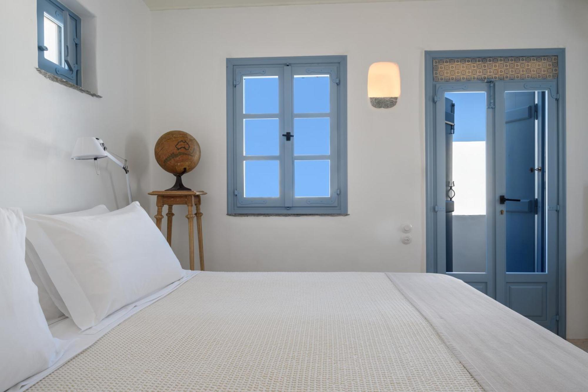 Mezzolovero Suites Kímolos מראה חיצוני תמונה