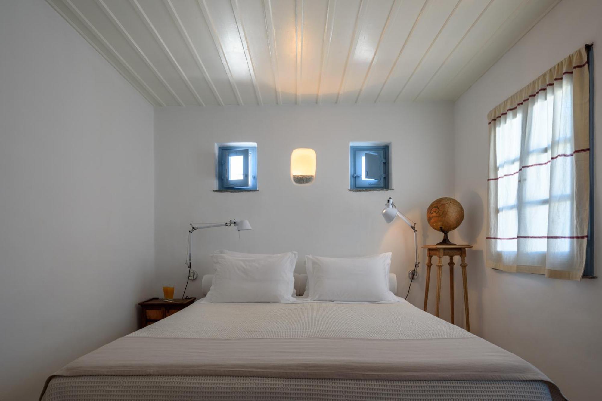 Mezzolovero Suites Kímolos מראה חיצוני תמונה